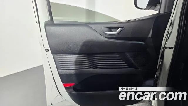 Hyundai Staria Staria Карго 3 места — Фото автомобиля 20