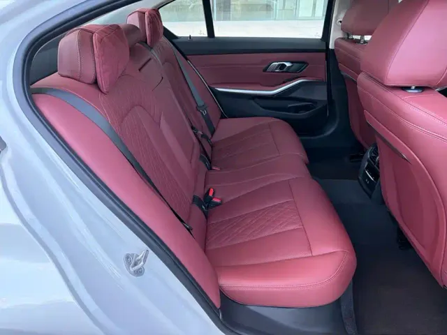 BMW 3 Series — Фото автомобиля 14