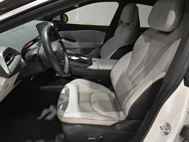 ARCFOX Arcfox Alpha S5 2025 Model 668MAX Divine Edition 200kW — Фото автомобиля 3