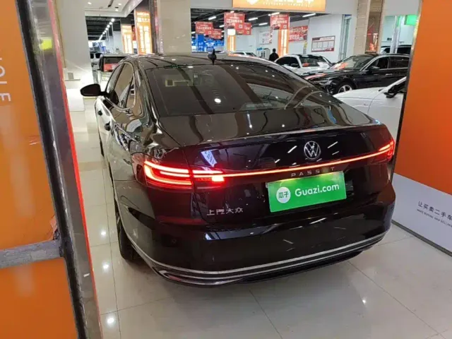 Volkswagen Passat — Фото автомобиля 22