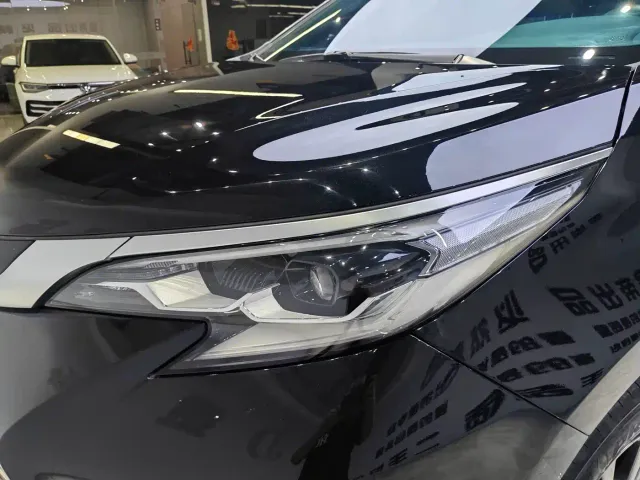 Toyota Sienna — Фото автомобиля 11