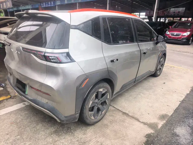 GAC Aion Y — Фото автомобиля 10