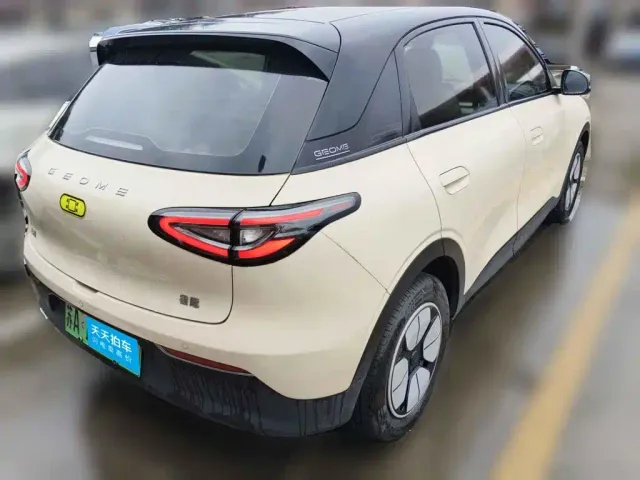 Geely Starry Wish — Фото автомобиля 2