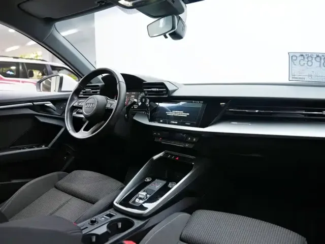 Audi Audi A3 2022 Sportback 35 TFSI Progressive Sport — Фото автомобиля 12