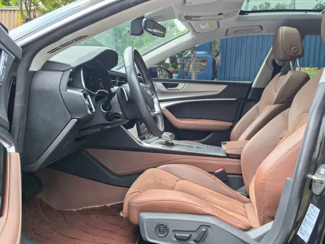 Audi A7L — Фото автомобиля 7
