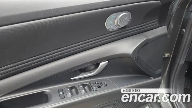 Hyundai AVANTE Avante (CN7) — Фото автомобиля 12