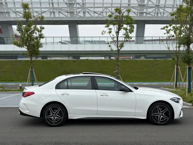 Mercedes-Benz C-Class — Фото автомобиля 8