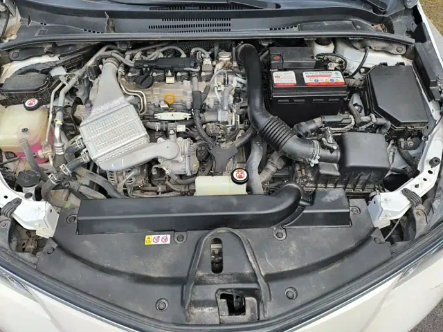 Toyota Corolla — Фото автомобиля 16