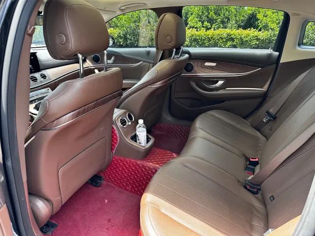 Mercedes-Benz E-Class — Фото автомобиля 9