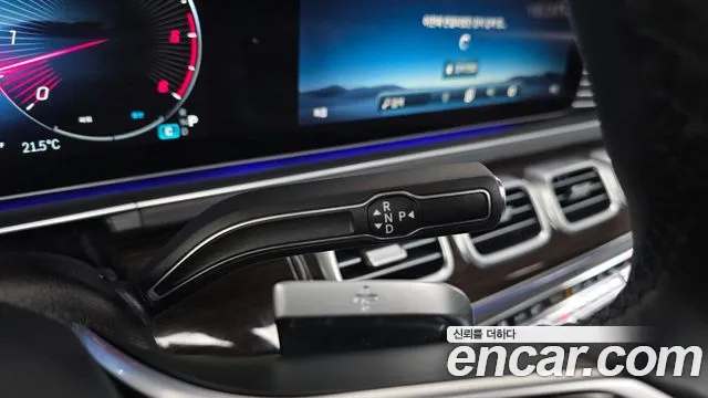 Mercedes-Benz GLE-Class — Фото автомобиля 9