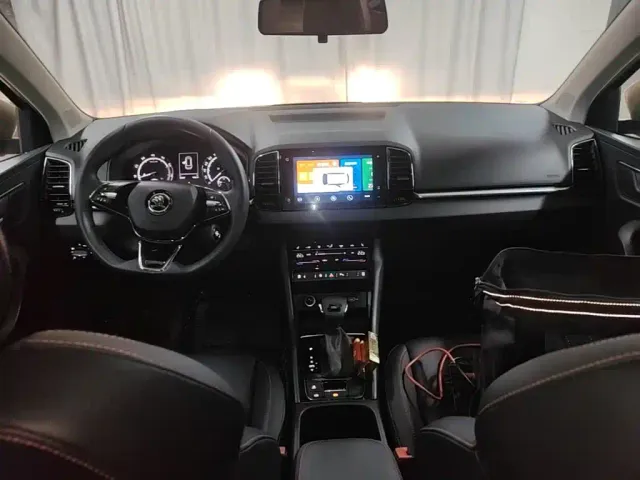 Skoda Karoq — Фото автомобиля 9