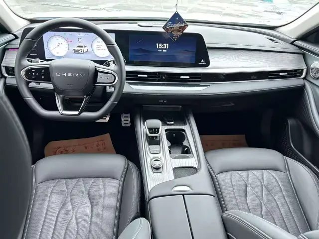 Chery Arrizo 8 — Фото автомобиля 5