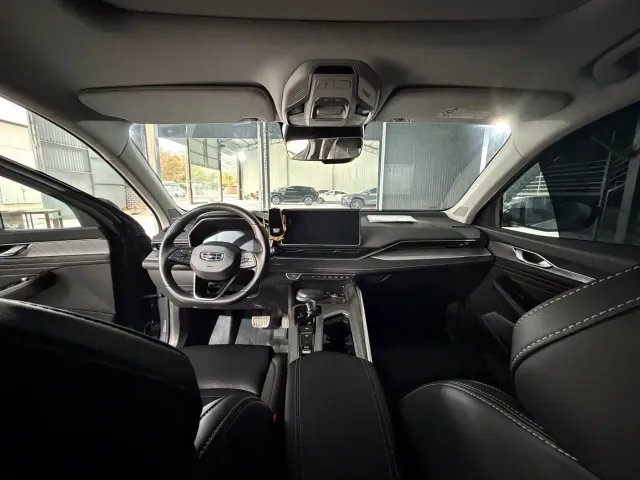 Geely Xingrui — Фото автомобиля 11