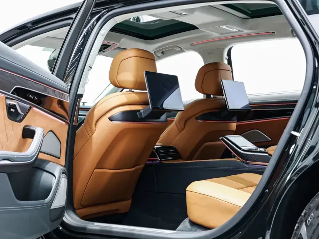 Audi A8 — Фото автомобиля 13