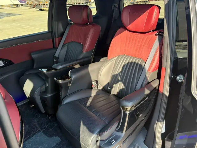 GAC Trumpchi M8 — Фото автомобиля 11