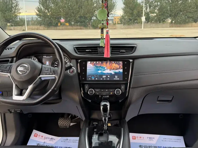 Nissan X-Trail — Фото автомобиля 16