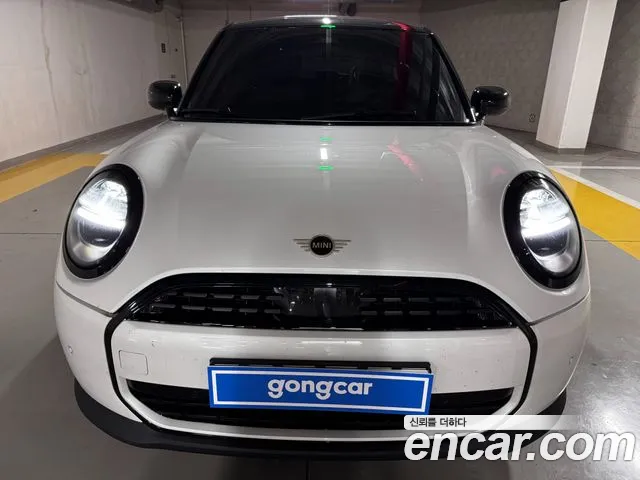 Mini Cooper — Фото автомобиля 3