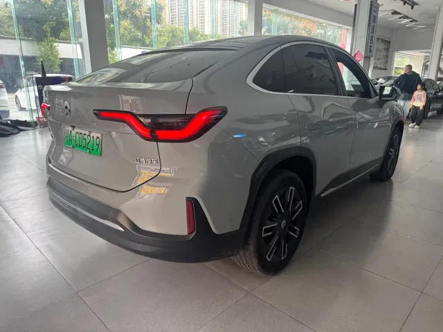Nio EC6 — Фото автомобиля 9