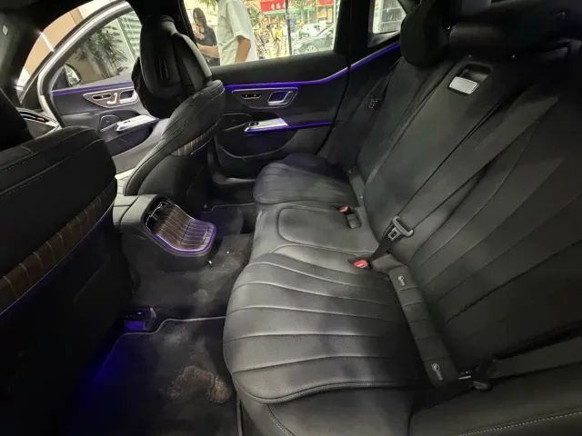 Mercedes-Benz E-Class — Фото автомобиля 6