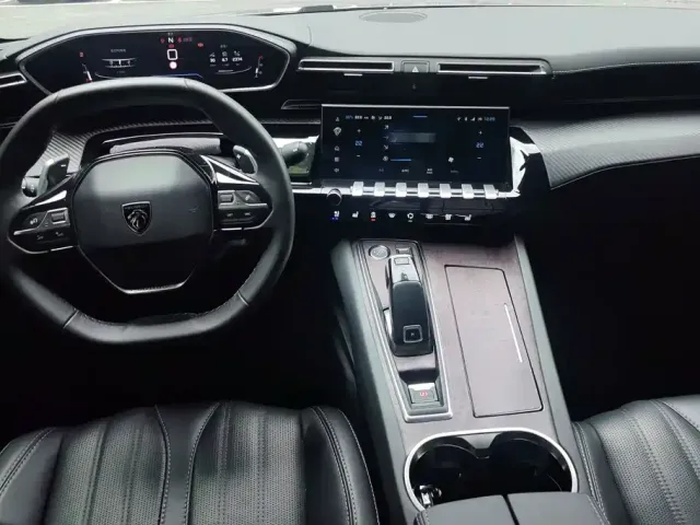 Peugeot 508 — Фото автомобиля 12