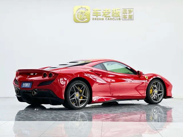 Ferrari F8 — Фото автомобиля 4