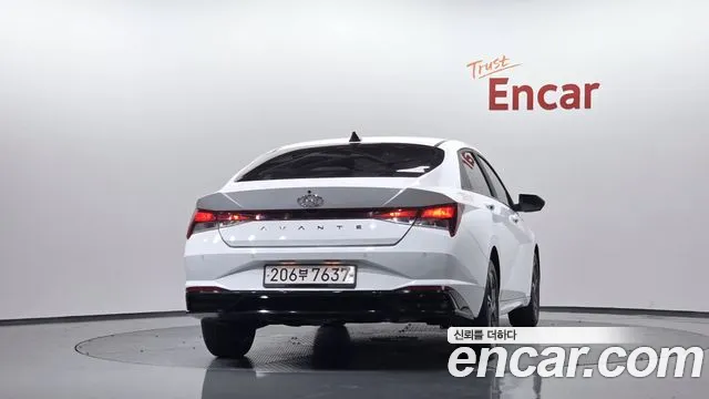 Hyundai AVANTE Avante (CN7) — Фото автомобиля 4
