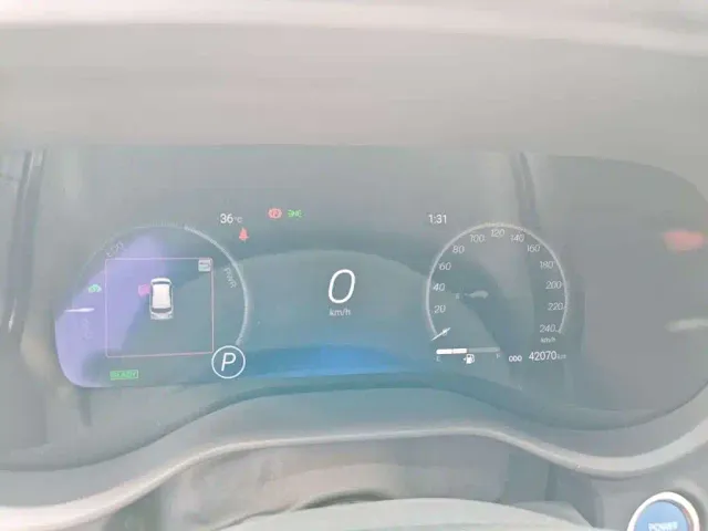 Toyota Sienna — Фото автомобиля 9