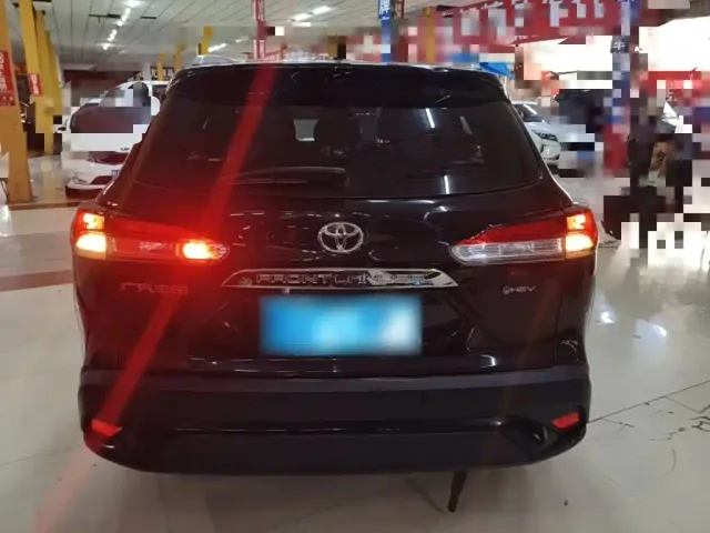 Toyota Frontlander — Фото автомобиля 5