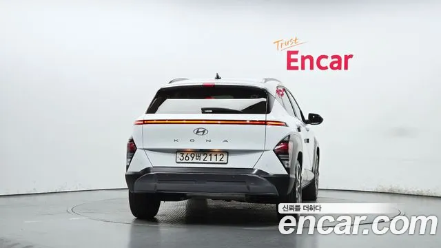 Hyundai Kona SX2 — Фото автомобиля 4