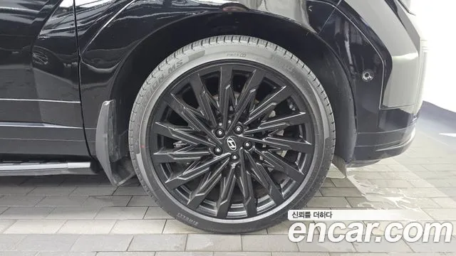 Hyundai Santafe Santa Fe (MX5) Бензин 2.5T 4WD — Фото автомобиля 20