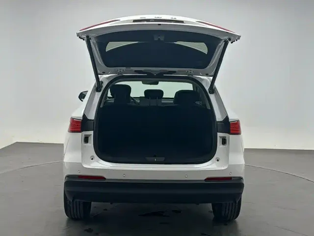 Haval Haval H6L 2026 Model 1.5T Base Version — Фото автомобиля 9