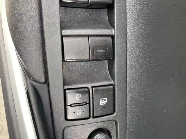 Toyota Corolla Cross — Фото автомобиля 12