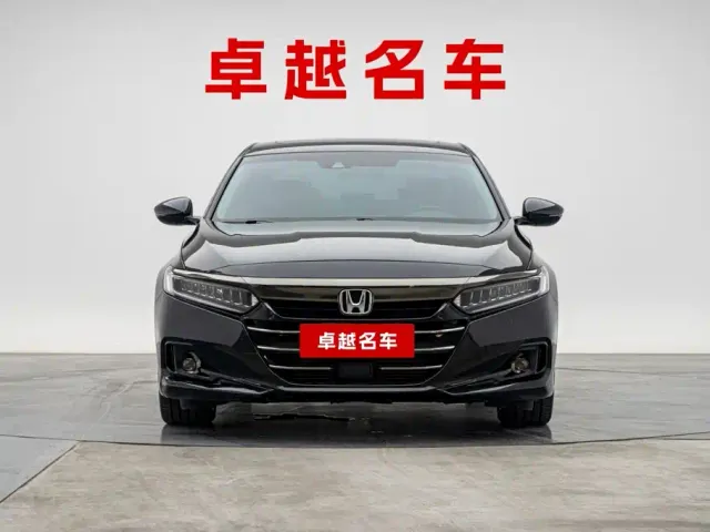 Honda Accord — Фото автомобиля 5