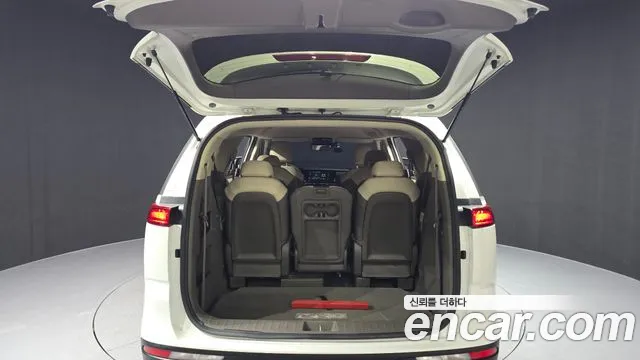 Kia Canival Carnival 4 поколение 11 мест Prestige — Фото автомобиля 20
