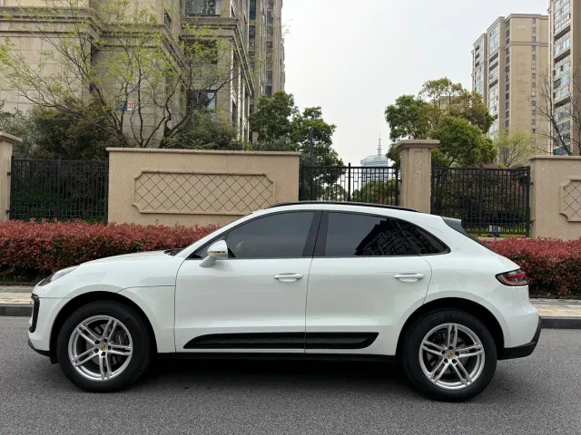 Porsche Macan — Фото автомобиля 8
