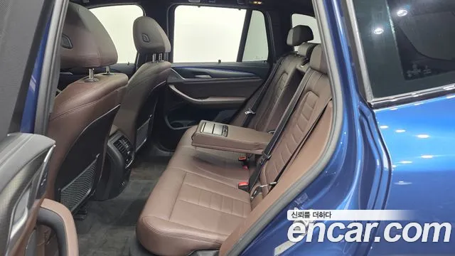 BMW X3 xDrive 20i M Sport Pro — Фото автомобиля 11