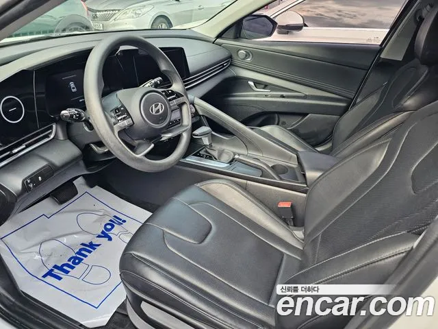 Hyundai Avante CN7 — Фото автомобиля 15