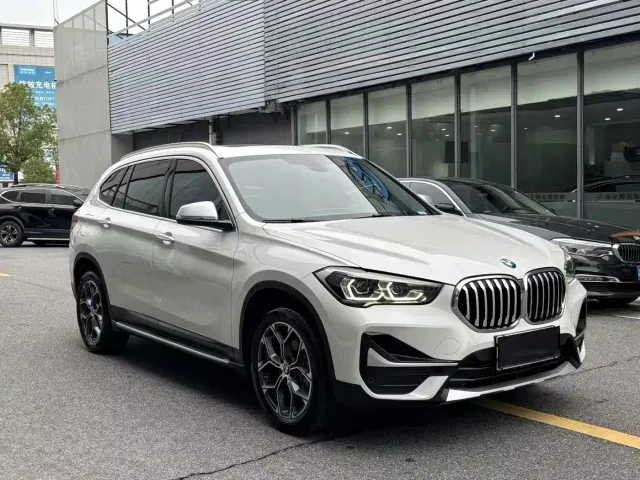 BMW X1 — Фото автомобиля 11