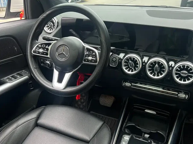 Mercedes-Benz GLA-Class — Фото автомобиля 7