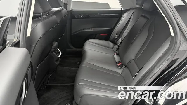 Hyundai Grandeur GN7 — Фото автомобиля 6