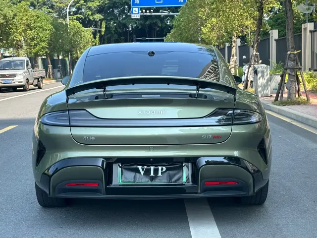 Xiaomi SU7 — Фото автомобиля 8