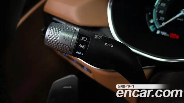Genesis G80 Бензин 2.5 турбо 2WD — Фото автомобиля 4