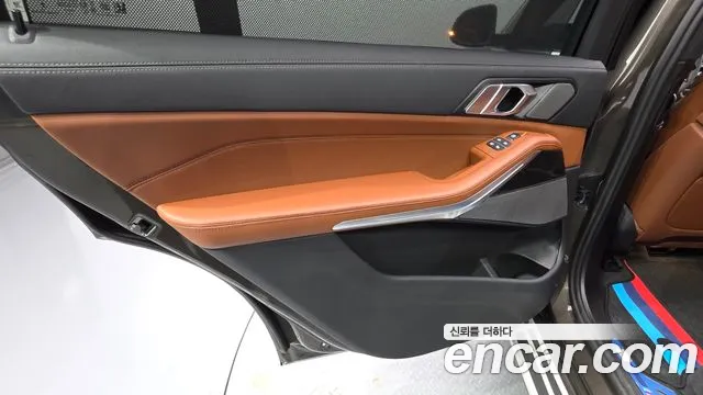 BMW X7 — Фото автомобиля 25