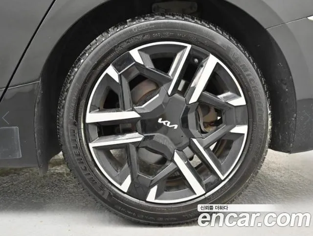 Kia K8 (New) Hybrid — Фото автомобиля 5