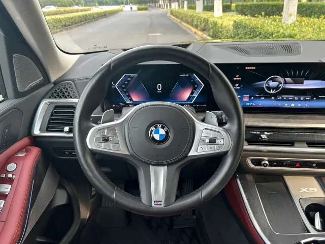 BMW X5 — Фото автомобиля 13