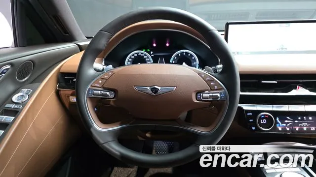 Genesis G80 Бензин 2.5 турбо AWD — Фото автомобиля 9