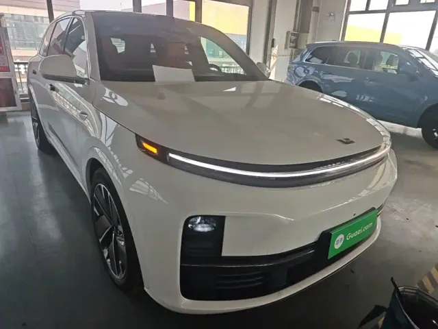 Li Auto L7 — Фото автомобиля 3