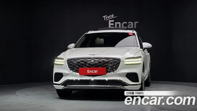 Genesis GV70 2.5T Бензин 2WD — Фото автомобиля 3