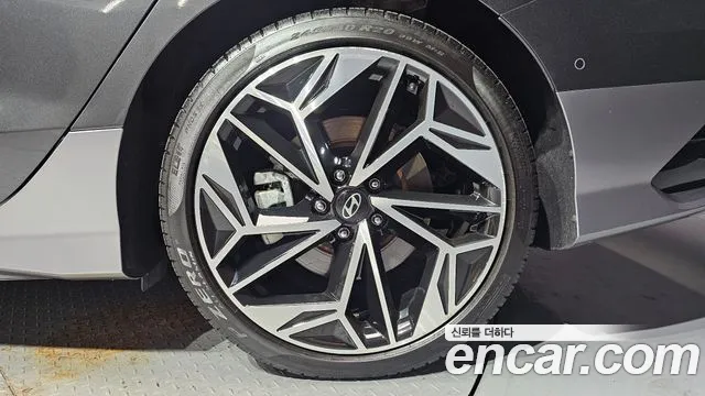 Hyundai Ioniq 6 — Фото автомобиля 6
