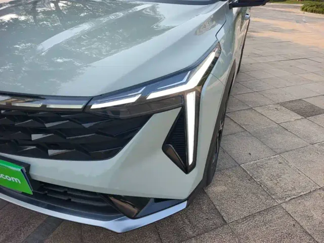 Geely Boyue — Фото автомобиля 23